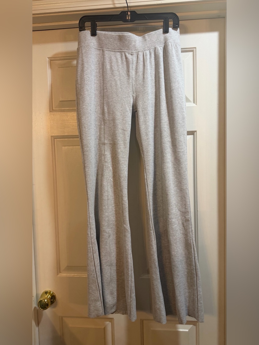 Free People Light Gray Lounge Pants Size L #Freepeople #fp #grey #comfy